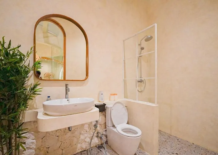 Villa 5br Luxury Mediterranean Style In Kuta Legian (Bali)