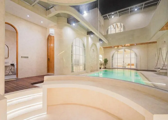 Villa 5br Luxury Mediterranean Style In Kuta *