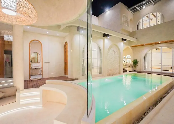 Villa 5br Luxury Mediterranean Style In Kuta