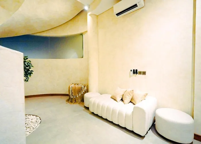 5br Luxury Mediterranean Style In Kuta *