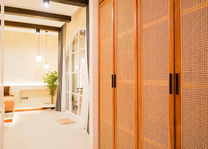 5br Luxury Mediterranean Style In Kuta Legian (Bali)